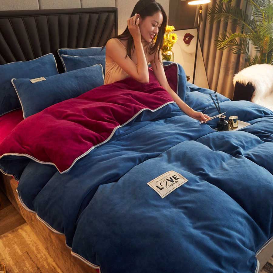 Capa De Edredon De Veludo Azul E Vermelho