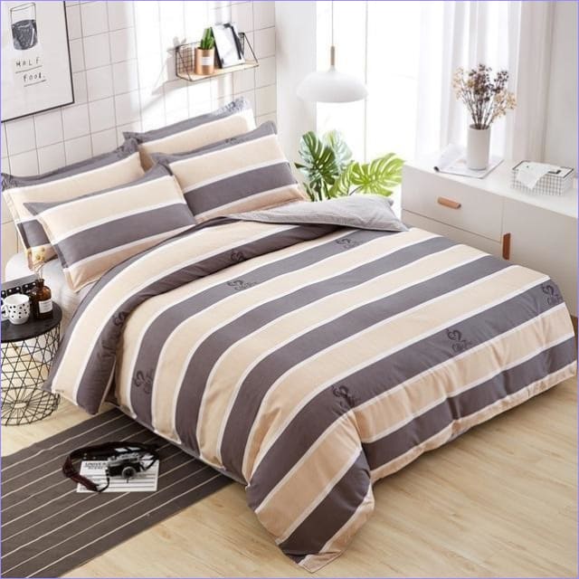 Capa De Edredom Bege E Café Com Listras
