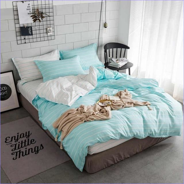 Capa De Edredom Reversível Listrada Truquesa